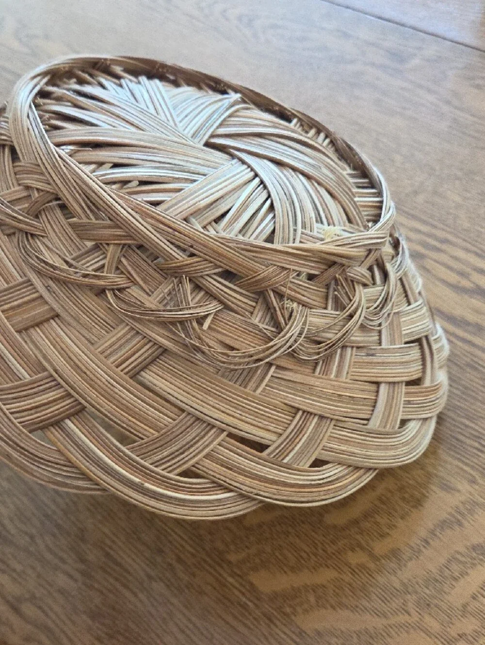 Vtg Woven Decorative Bowl/ Bread Basket- Natural Brown